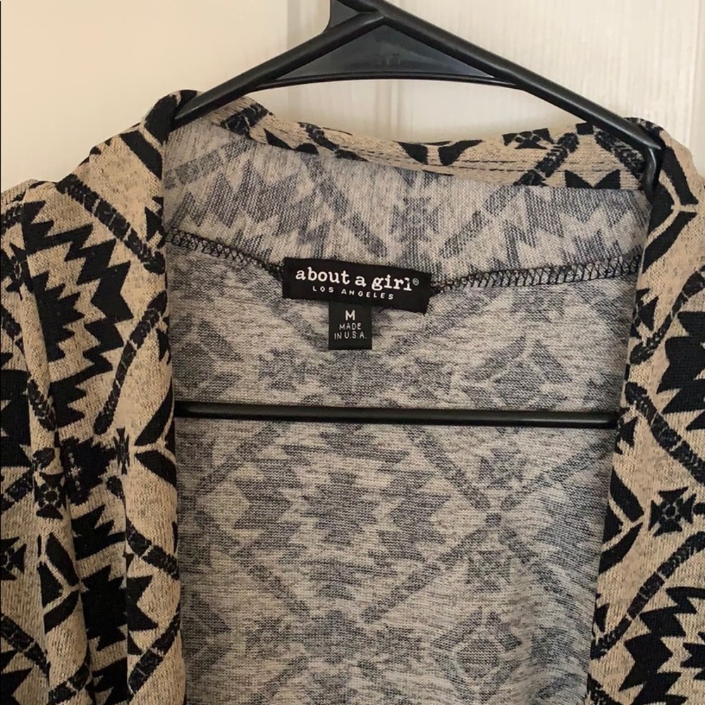 Cardigan - Picture 2 of 3